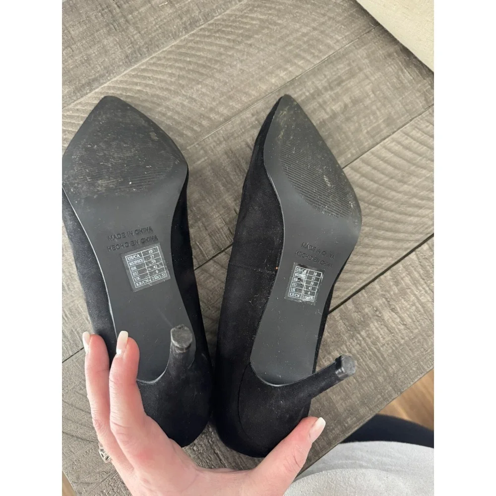 Forever 21 Faux Suede Black Stiletto Heels Size 10 pre-owned‎